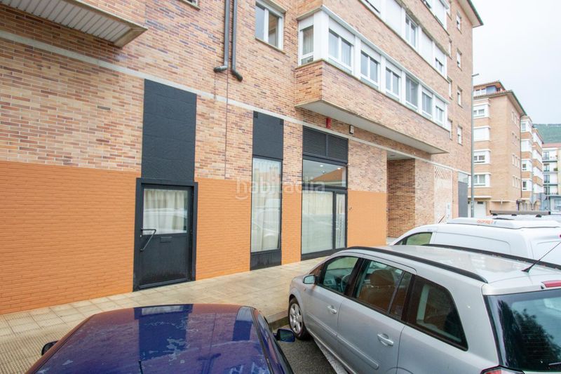 Foto 0313624a-065d-447e-9628-face8f308915. Local comercial a Berriozar