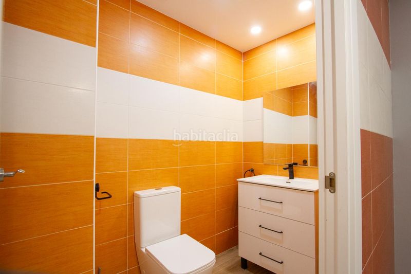 Foto 8576fa9a-c2c0-4274-ba51-91782793f1fb. Local comercial a Berriozar