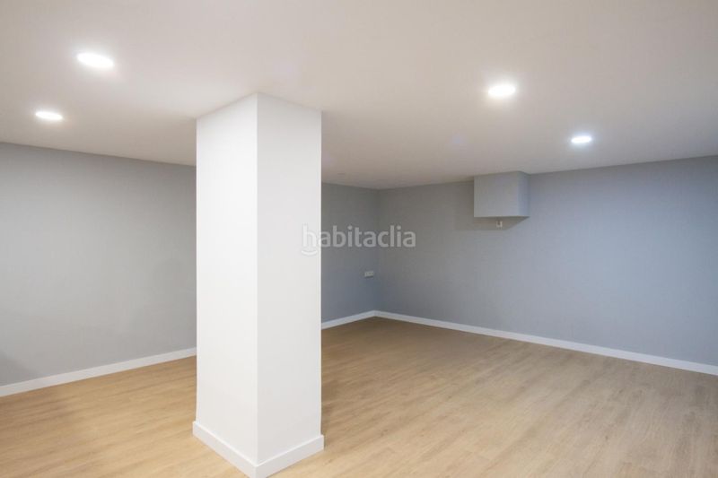 Foto b4b7ca8e-f1bb-4335-8cfe-4cf7010cf7d2. Local comercial a Berriozar