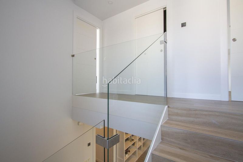 Foto 0f7b6a90-16eb-4ff6-bf98-133291f07e1a. Casa aparellada amb calefacció aparcament piscina a Iza