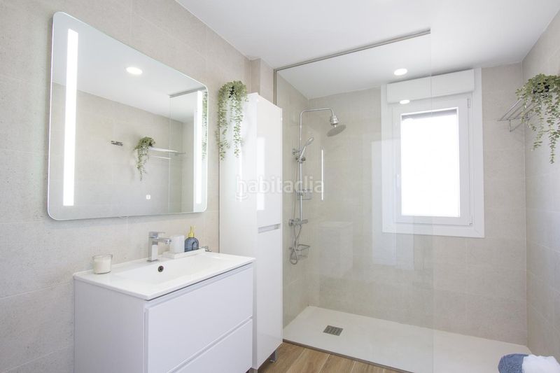 Foto 3a8a7210-c2cc-4bf7-b3e1-961482ff7560. Casa aparellada amb calefacció aparcament piscina a Iza