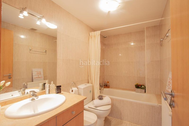 Foto e5c0c353-a071-45d8-a05f-f9cc40433a93. Àtic amb calefacció aparcament a Iza