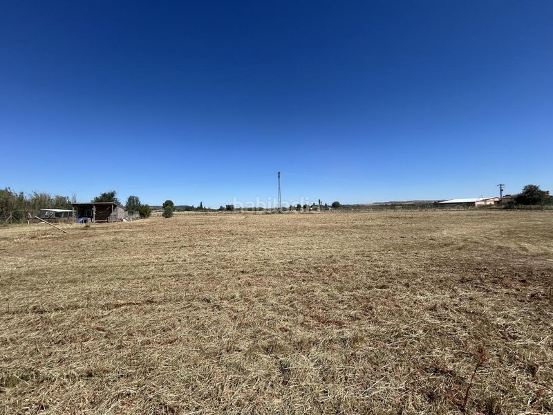 Foto e92caa45-e2ad-40a0-a234-a0ac8f620f4f. Masia a Centro Tudela
