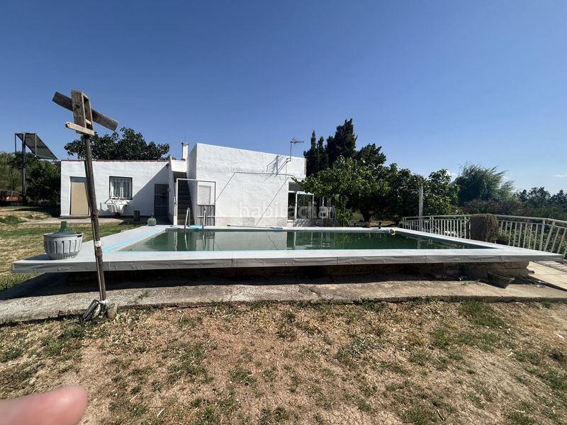 Foto 839746f1-d038-40bc-8ec8-b9fa6fe3bb2c. Masia amb piscina a Corella