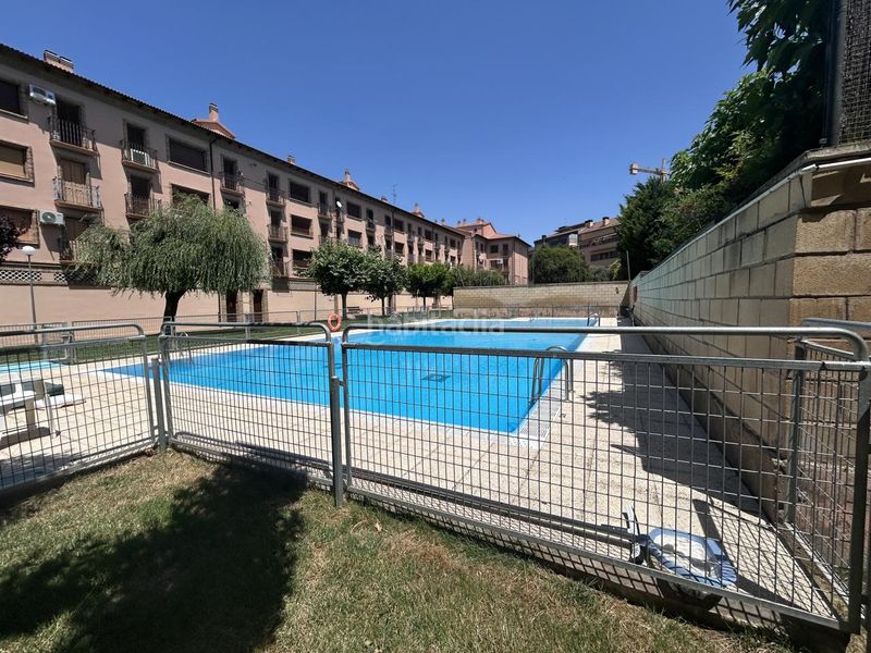 Foto f29bf288-96ce-4685-8405-6f17ddd9a810. Pis amb calefacció piscina a Corella