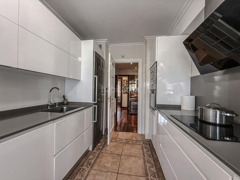 Foto 51b36fa5-fee0-4903-9377-a26f6d0a22dd. Appartamento con riscaldamento parcheggio in Pinar - Anaka - Belaskoenea Irun