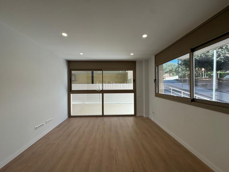 Foto 21f07187-b294-41ed-bc82-13a722e63865. Planta baja en carrer narcís monturiol 15 obra nueva planta baja duplex con patio en pallejá en Pallejà