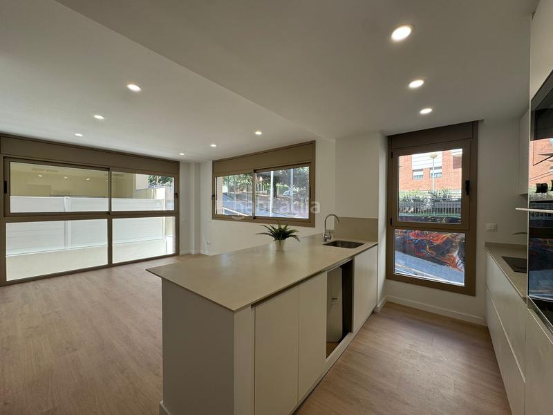 Foto b4643629-94f3-4668-b739-73e1d0703dea. Planta baja en carrer narcís monturiol 15 obra nueva planta baja duplex con patio en pallejá en Pallejà