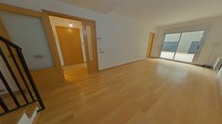 Planta baixa  Carrer de fastenrath. Luminosa planta baja de 136m2 en calle fastenrath (actualmente a