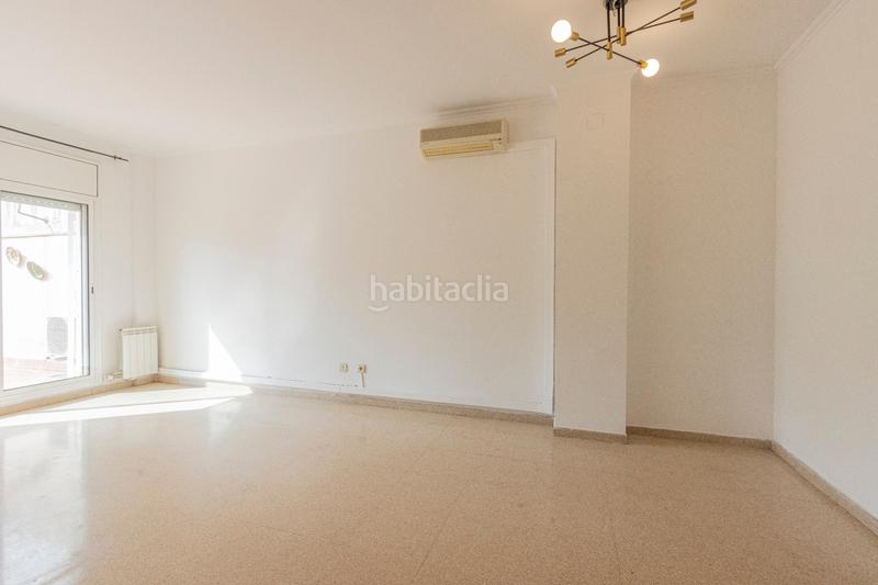 Foto cb72c70c-4d12-4e07-bd93-aa306666b8cc. Planta baixa amb calefacció aparcament a Eixample - Can Bogunyà Castellar del Vallès