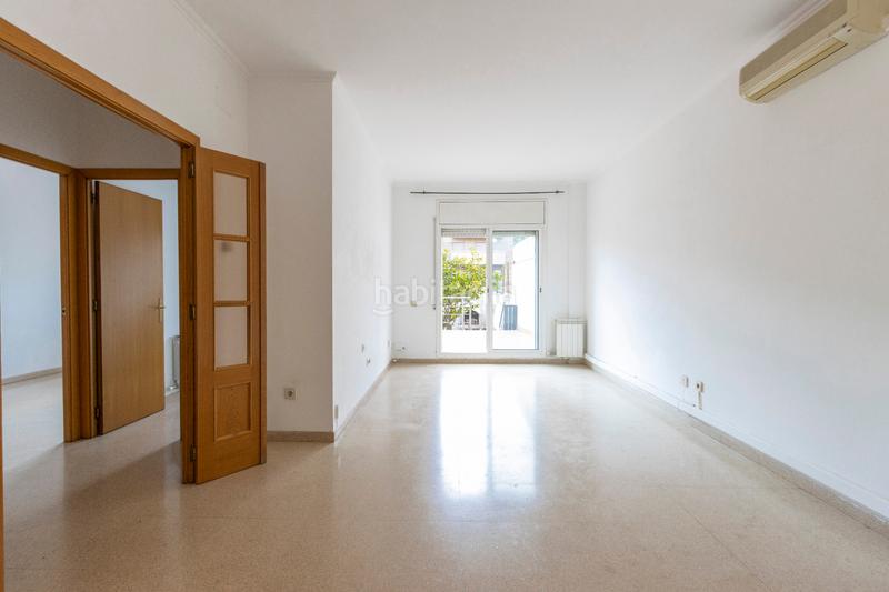 Foto f0c6325d-07f8-47a4-9625-5e5531b87944. Planta baixa amb calefacció aparcament a Eixample - Can Bogunyà Castellar del Vallès