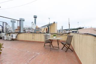 Appartement  Carrer d'entença. Encantador piso alto, amueblado y equipado, en eixample esquerre