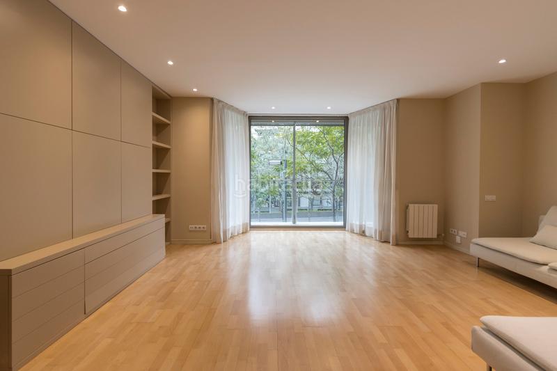 Foto 57e5b4f3-f8dd-41b8-9e48-f80ec376ca57. Piso magnífica vivienda con gran terraza en sarria en Barcelona