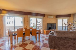 Pis  Carrer del nord. Exclusiva vivienda de 135 m² con varias terrazas en el casco ant