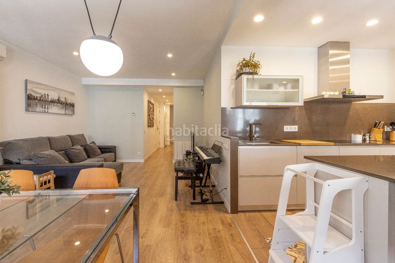 Foto 5db3a444-56c0-4e2c-81ee-3beabf81e8e0. Pis amb calefacció a Tres Torres Barcelona