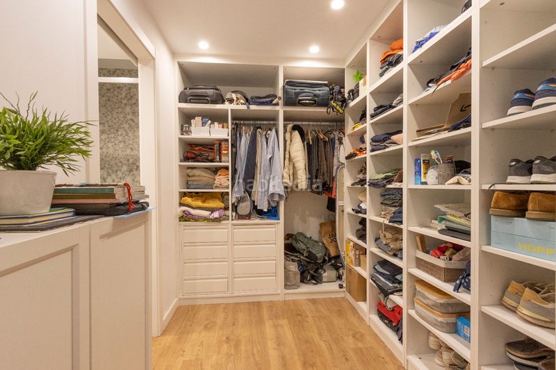 Foto c7670541-e9e7-458a-b1d6-cf917768b4e1. Pis amb calefacció a Tres Torres Barcelona