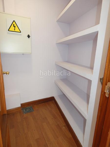 Foto 56dc0a30-eea9-4656-8bc3-93d5801eba2b. Geschäftsraum mit heizung in Iralabarri Bilbao