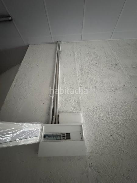 Foto 8375f4c6-c3d6-40a6-b096-a6f06dd3f617. Local comercial a Castaños - Begoñaibarra Bilbao