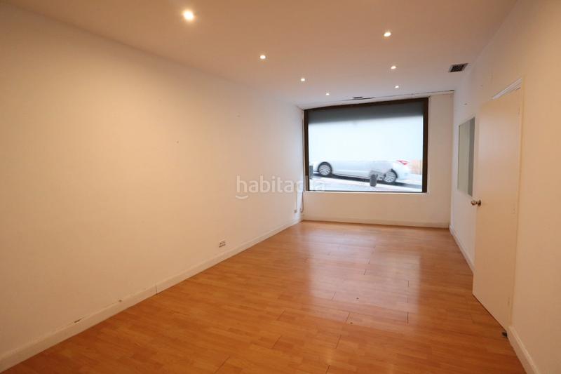 Foto fc5c71a7-6492-473b-b2d4-a2b0f146e114. Alquiler local comercial en anselma de salces kalea 16 en Bilbao