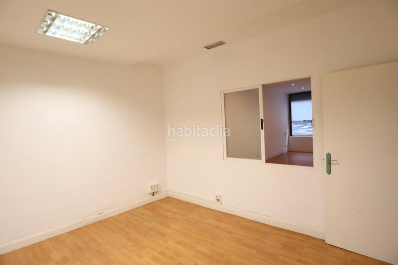 Foto 60e6b75a-c250-4ecb-8b6d-8f64741a1935. Location local commercial dans anselma de salces kalea 16 dans Bilbao