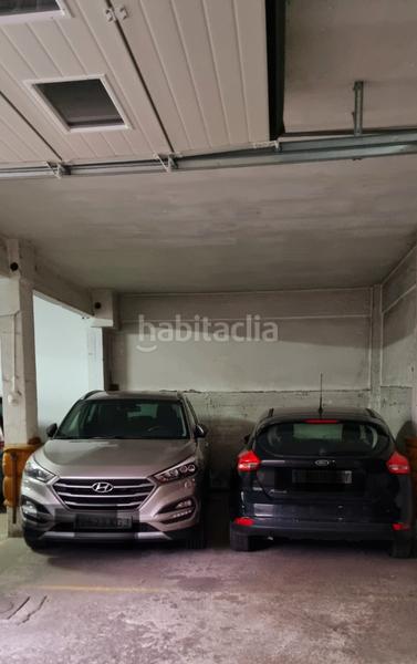 Foto d3b21ba9-485e-4a65-a644-cfd23c017896. Parking voiture dans Arangoiti Bilbao