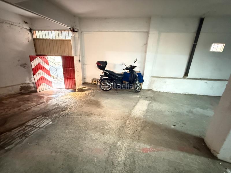 Foto a4bb7aeb-409a-4451-9f9b-bdd567556c63. Parking coche en Barrio de Uribarri Bilbao