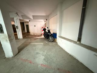 Car parking in Uribarri B Zeharkalea