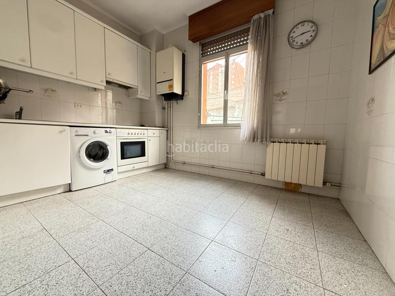 Foto 5e5fba4c-ba13-4a53-8991-03d066a43a7b. Pis a Barrio de Uribarri Bilbao