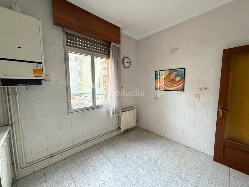 Foto c0a96b52-4009-4a65-ac6e-9c1e76ecda02. Piso en Barrio de Uribarri Bilbao