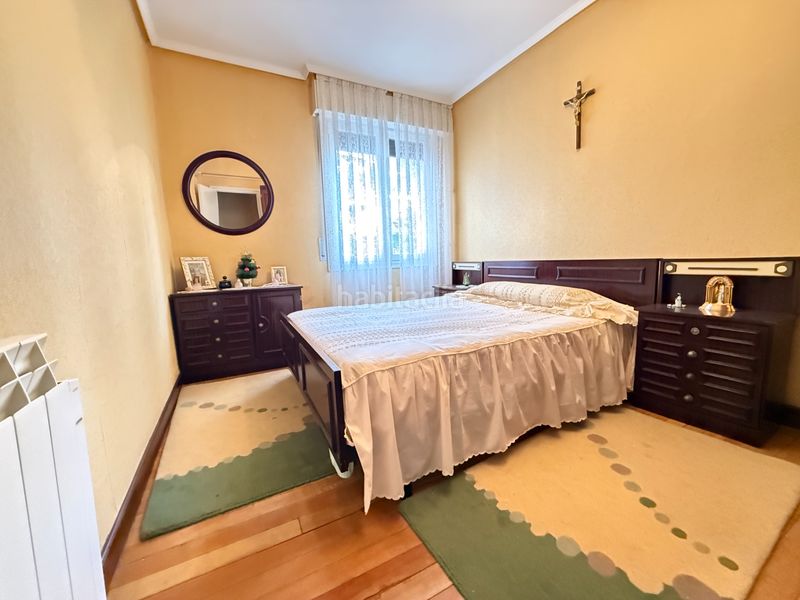 Foto 09ec17bb-ef41-4b54-b076-ba32837660be. Pis amb calefacció a Barrio de Uribarri Bilbao