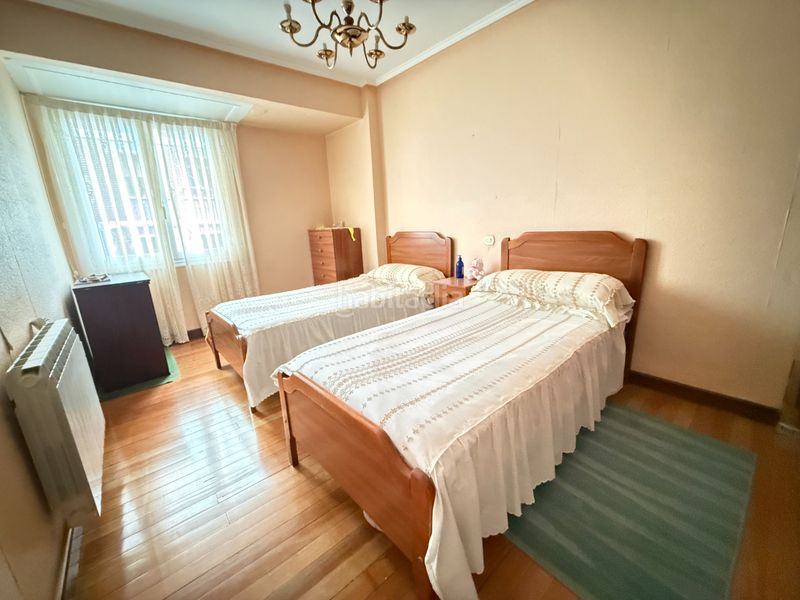 Foto e9e2677d-a0ed-4b43-908f-6885c8023b05. Pis amb calefacció a Barrio de Uribarri Bilbao