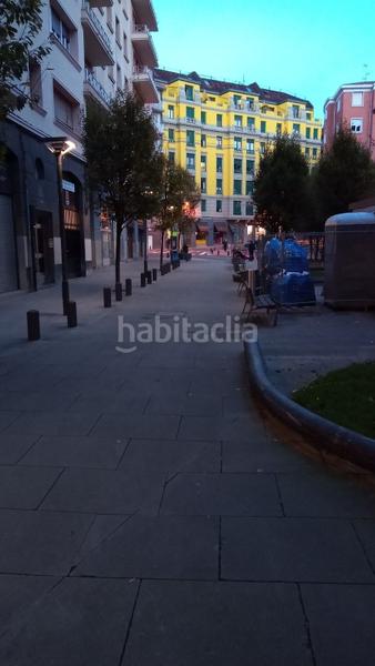 Foto 3c7b71f8-b1ff-403e-a88d-4d444d203446. Motorradparkplatz in Castaños - Begoñaibarra Bilbao