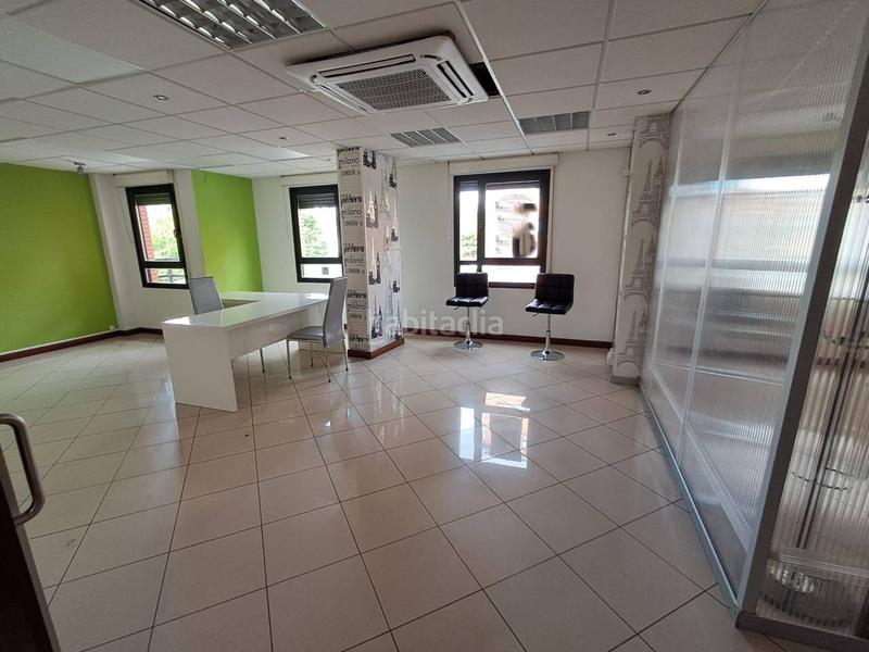 Foto bf278419-1033-451f-b3e2-155e6e986674. Miete büro mit parking in Cascajos - Piqueras Logroño