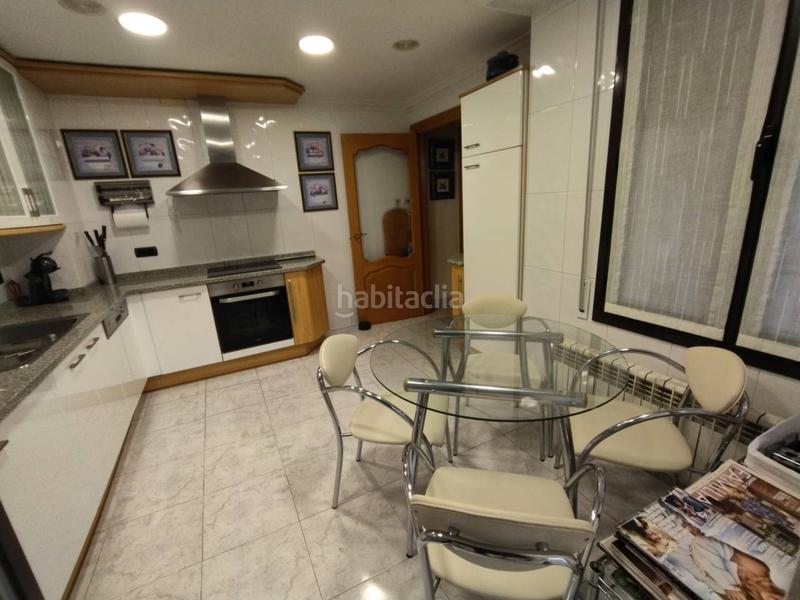 Foto 03ea7cde-3976-4200-8a4b-13de67f18ee7. Chalet  en travesía de madrid en Lardero