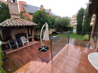 Chalet  Avenida de madrid. Chalet en travesía de madrid