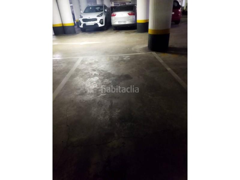 Foto 520c84cd-38e5-4926-b23a-10cca6f0a6fd. Location parking voiture dans Oeste Logroño