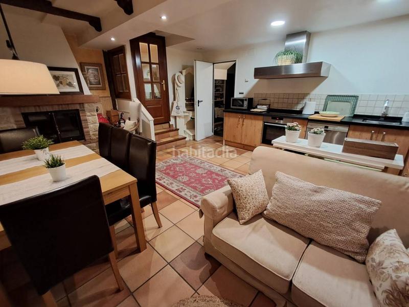 Foto 06dee7ce-9c9b-46b9-bccd-369d0ec49cc4. Casa adosada chalet en venta en La Cava - Fardachón Logroño