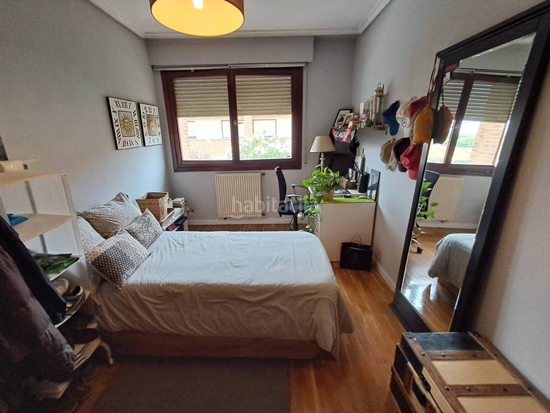 Foto 2b3cdf11-ffae-49fe-b3e9-96e04c57fe7e. Casa adosada chalet en venta en La Cava - Fardachón Logroño