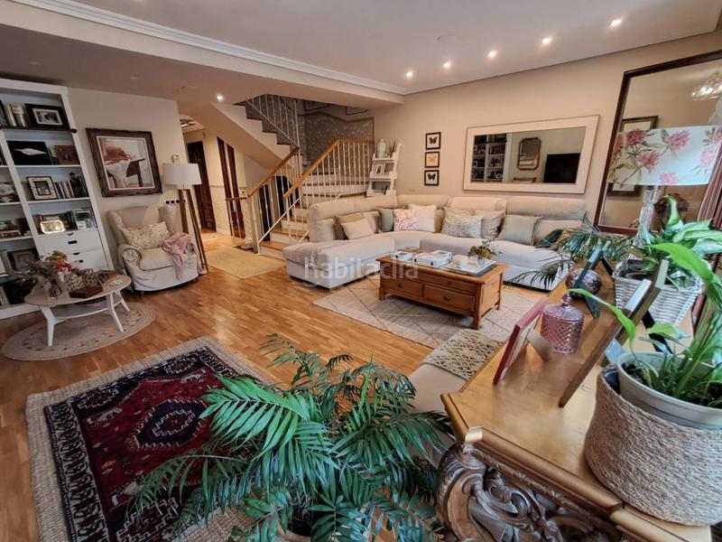 Foto a7938206-f412-489d-adc0-7f90e6d87742. Casa adosada chalet en venta en La Cava - Fardachón Logroño