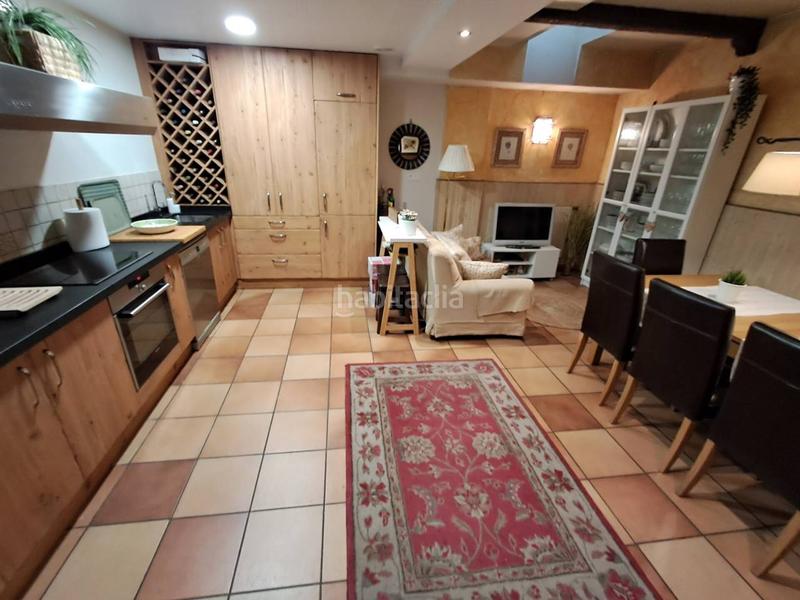 Foto bf40f256-63a1-491f-9e65-cc01f58bfc76. Casa adosada chalet en venta en La Cava - Fardachón Logroño