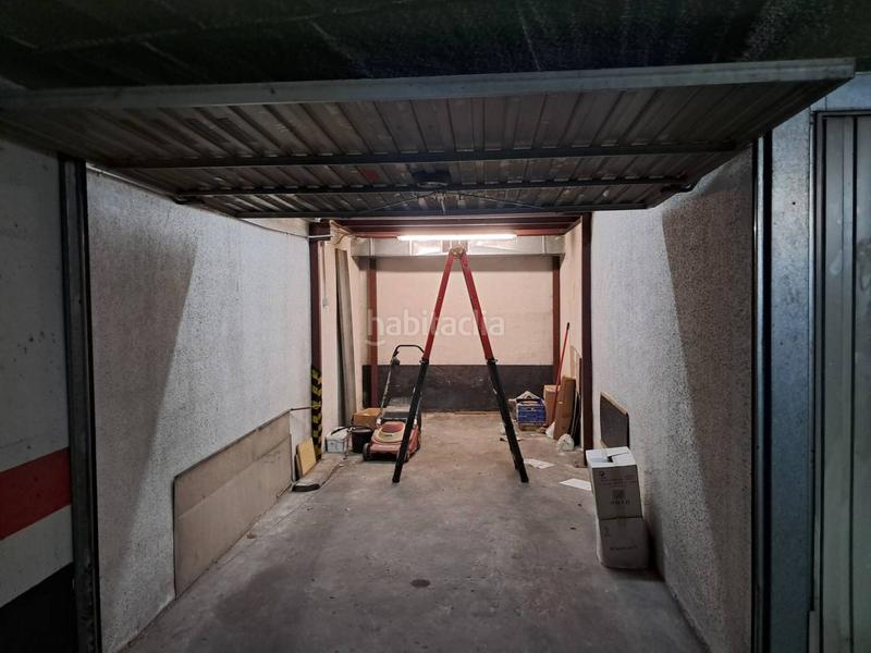 Foto 2148082c-226e-43d5-8677-5d6c5b117e25. Aparcament cotxe a Residencia Logroño