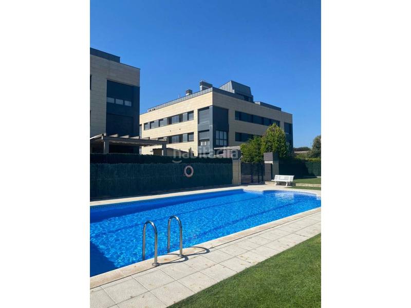 Foto 1d3f0672-7d9a-45e1-92f3-a0d49ba3f88f. Pis amb calefacció aparcament piscina a La Cava - Fardachón Logroño