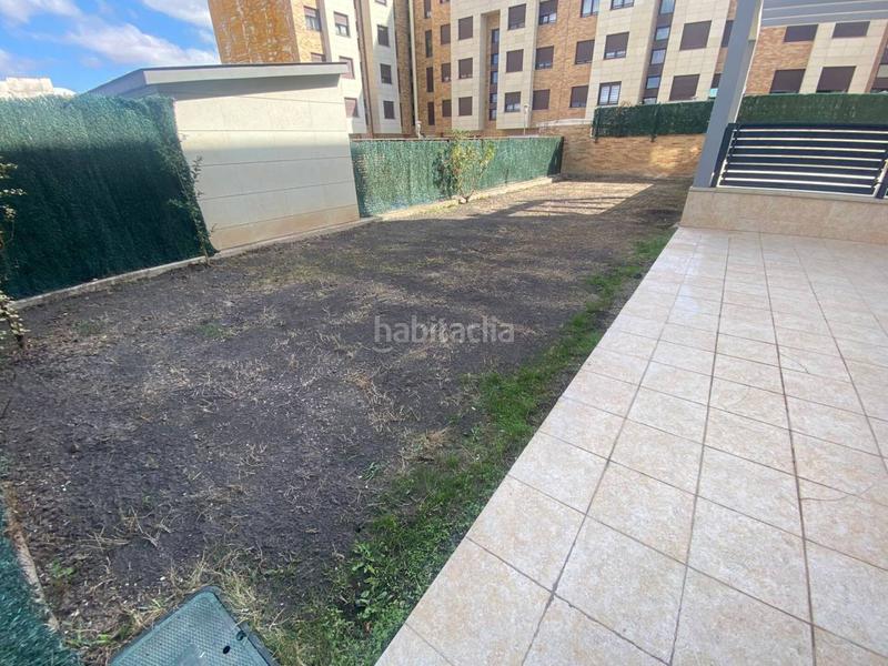 Foto 288cb748-c5b4-43a4-8ff0-d8811d57e4f9. Pis amb calefacció aparcament piscina a La Cava - Fardachón Logroño