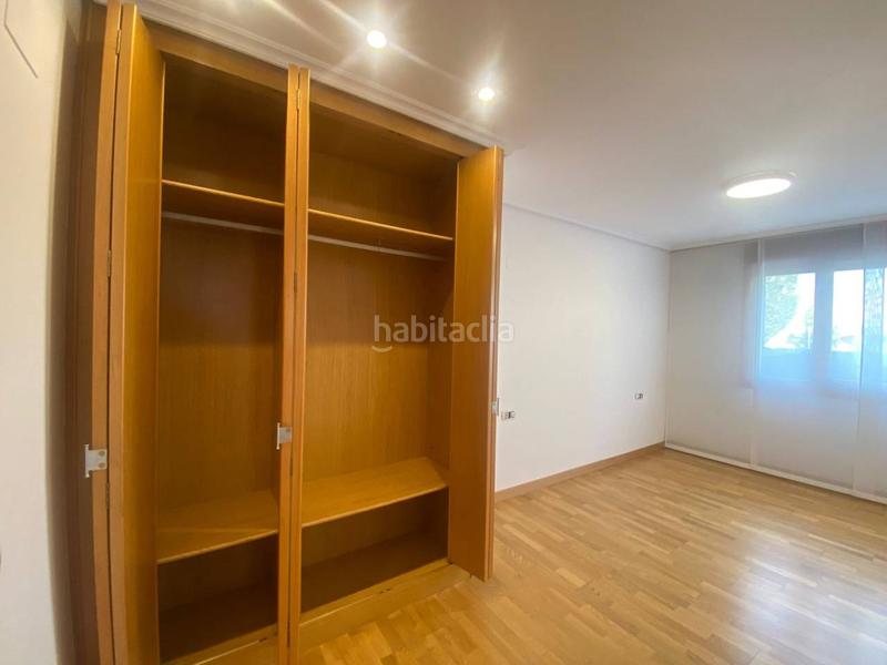 Foto 3f788029-5f92-43f8-9cb4-d7dc543681e2. Pis amb calefacció aparcament piscina a La Cava - Fardachón Logroño