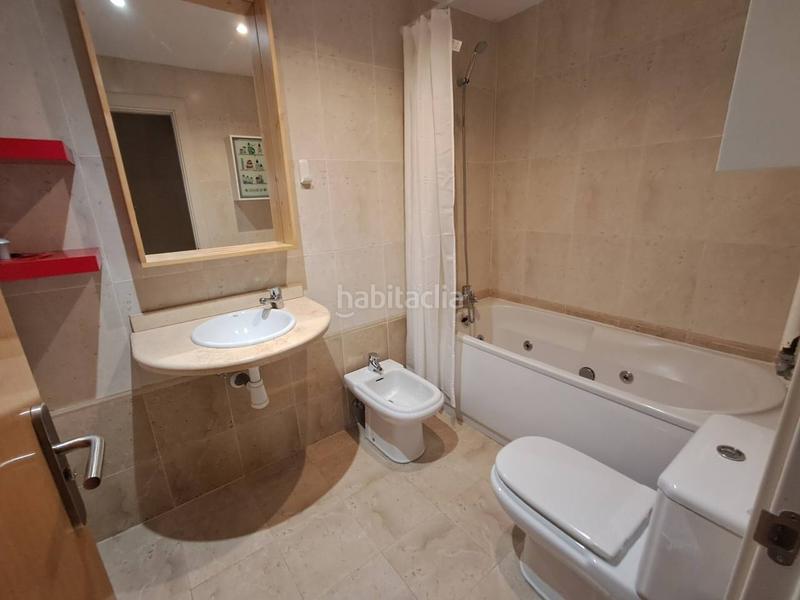 Foto 7aa19559-f055-4ba5-92dd-14814ced7891. Pis amb calefacció aparcament piscina a Cascajos - Piqueras Logroño