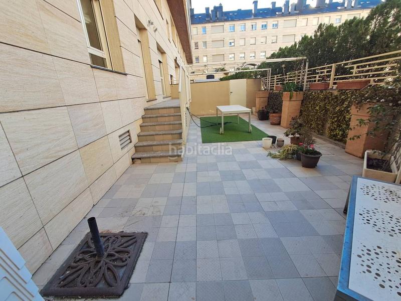 Foto d5610fcd-edd0-4a47-9bb3-4138a246aa91. Pis amb calefacció aparcament piscina a Cascajos - Piqueras Logroño