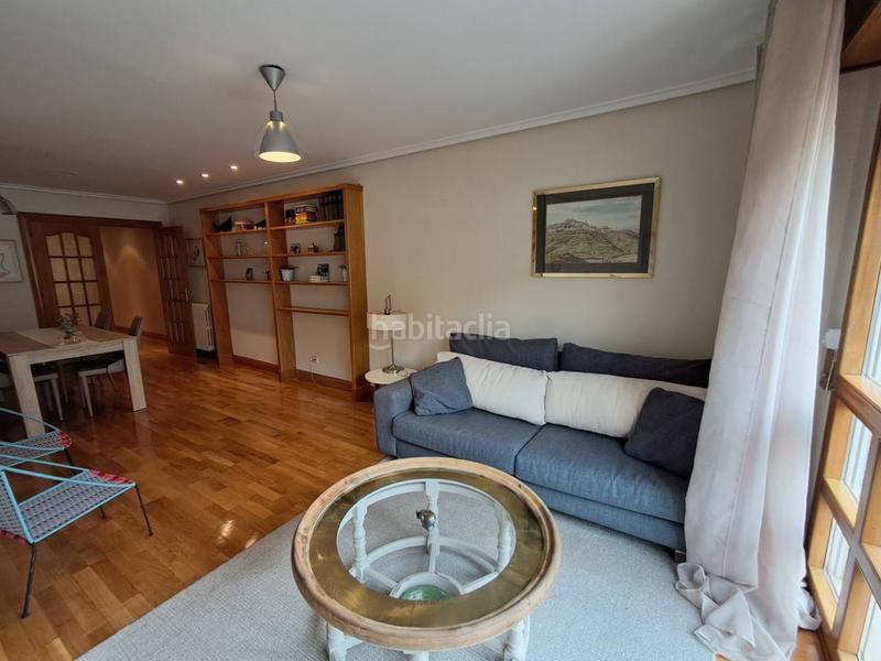 Foto 773c5ab3-2980-4022-9318-bc320786ecad. Rent studio with heating in Gran Via Logroño