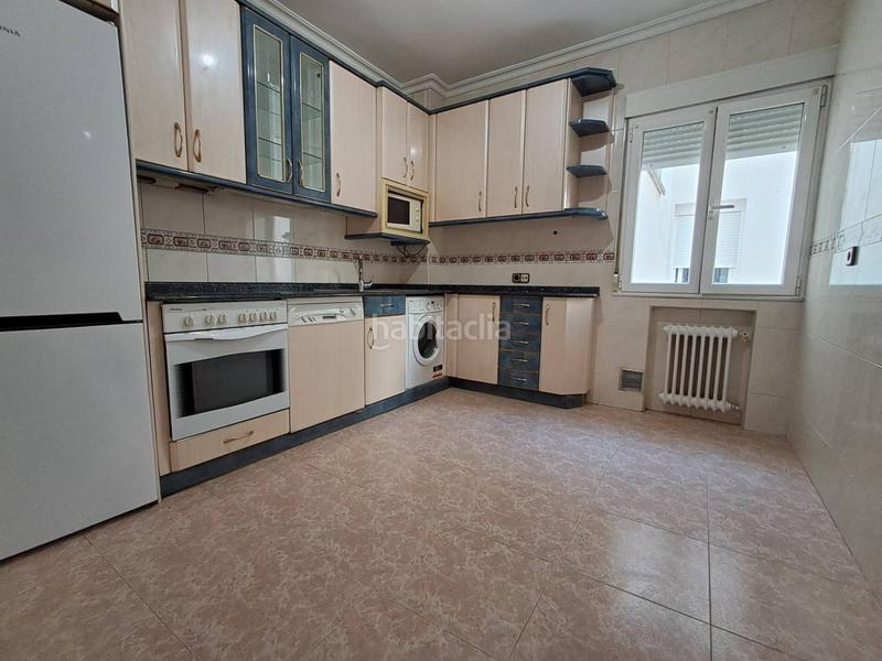 Foto 38178f90-6afa-462a-9481-3aad266edde4. Etagenwohnung mit heizung in Gran Via Logroño