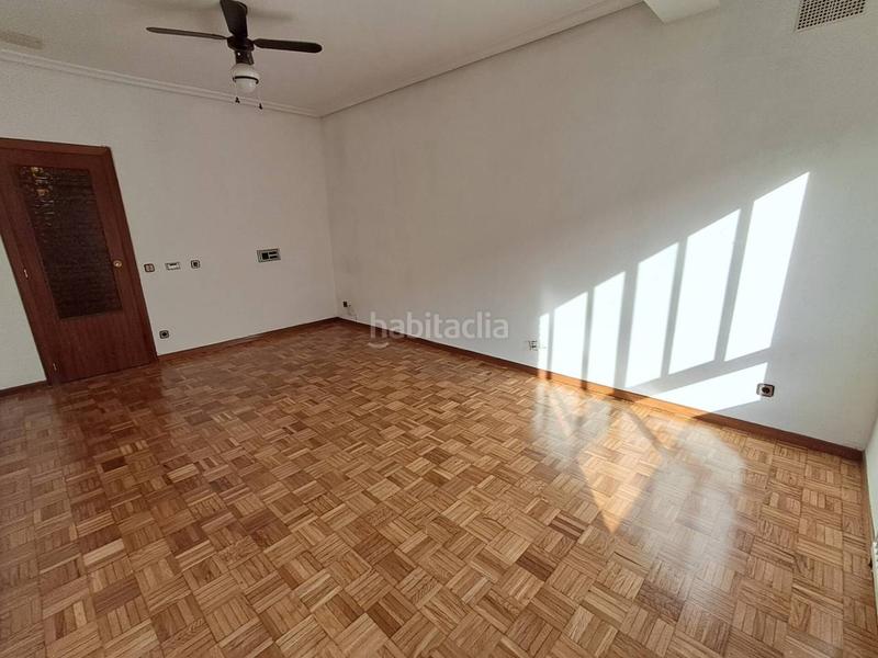 Foto 49f638a7-bc01-4b3f-9ddc-c61ace10248a. Etagenwohnung mit heizung in Gran Via Logroño