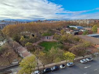 Flat  Gonzalo de berceo. Piso en venta en parque de la cometa